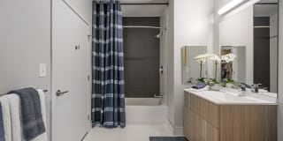 Twenty 20 Gallery 10