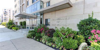 170 W Broadway unit: 6G Gallery 1