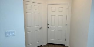 The Crest at Skyline Now offering up to 8 weeks FREE rent! Call today to schedule your tour: (480) 390-5392 Gallery 53