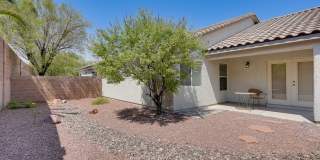 CHARMING 2 BEDROOM TOWNHOME IN SOUTHERN HIGHLANDS Gallery 25