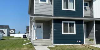 Townhouse for Rent - Thames Ct. 4 Bedroom 3 1/2 baths Gallery 1