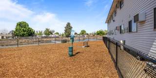 Creekside Apartments Gallery 23