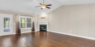 3 Bed 2 Bath w/ a Bonus in Vineyard Plantation! Gallery 7