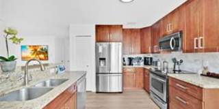 18910 Northwest 10th Terrace Gallery 14