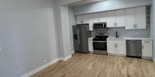 932 North Richmond Street Gallery 1