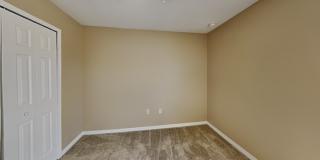 1845 Holton Road Gallery 13