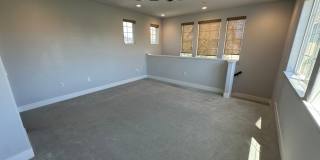 Stunning 4 Bedroom, 3 Bath Mountain House Home Gallery 17