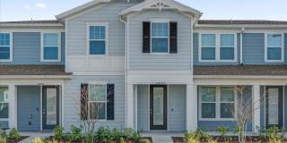 10877 WOODED ACRE Alley Gallery 1