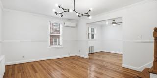 742 CONGRESS Street SE Gallery 4