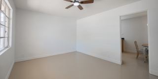 2449 East Fairmount Avenue Gallery 11