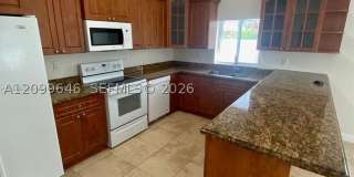 2485 W 5th Ct Gallery 1