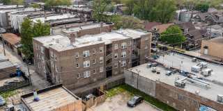 7055 S St Lawrence Apartments Gallery 9