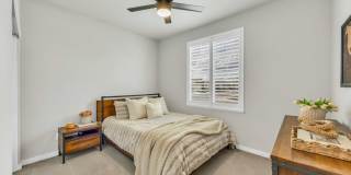 Newer Home on Large Corner Lot with Lots of Natural Light! Gallery 33