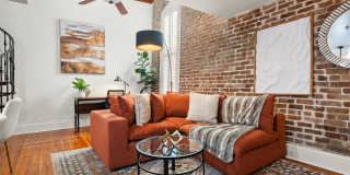 The King's Quarters- 377 King Street, Unit 206 Gallery 1