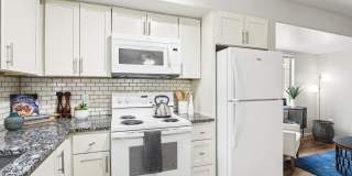 Senior Housing - Valley View by Welltower Living Gallery 19