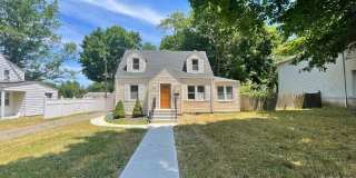 408 Ryders Lane Gallery 1