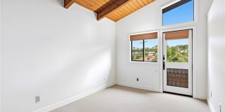 1980 San Remo Gallery 30