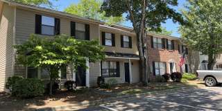 Deerfield I Condo- 435 Harper #6 Gallery 1