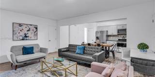 977 SW 10th St. Gallery 1