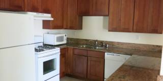 SDSU available AUGUST 2026 - 5 Bedrooms / 2 1/2 Bathrooms Large house in walking distance to SDSU - Perfect for two small groups!! Gallery 1