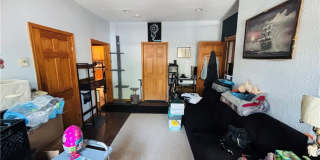 204 S 14th Street Gallery 6