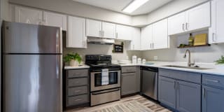 Avana Chandler Gallery 1