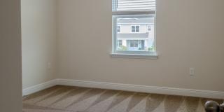 16705 Victoria Grove Alley Gallery 19