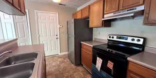 1335 OAK KNOLLS~ LAKE RIM SHORES ~ Interior Photos Coming Soon! Gallery 6