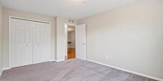 142 SANDY Lane Gallery 13