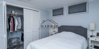 Updated Craftsman Living: 2BR/2BA + Den in NW Rochester Gallery 14
