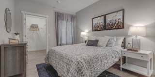 Sandalwood Gallery 18