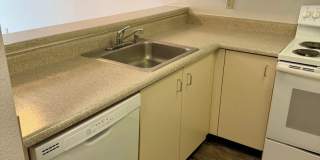 6700 ROOSEVELT APTS. Gallery 78