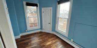 $1000 Move in Special - Beautiful 2 bed 1 bath in unit W/D, renovated kitchen, walkability! Gallery 10