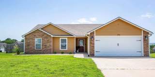 3 Bed 2 bath Rock Creek Gallery 1