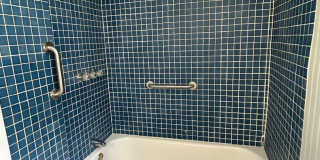 3 Bdrm Oswego! Charming! Updated! Gallery 7