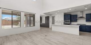3407 E Louise Dr Gallery 13