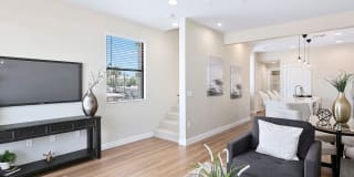 The Hardy Tempe Townhome Living Gallery 3