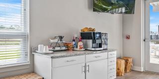 Authentix Quincy Street Gallery 18