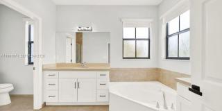 5880 NW 104th Path Gallery 23