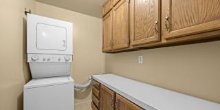 Spacious 2 Bed / 2 Bath Condo in Quiet Denver Community with Pool & Gym Gallery 9