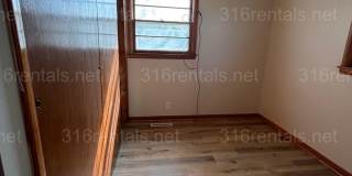 2 bed 1 bath house available! Gallery 8