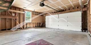 Single Family Home with 2 Car Garage and Central Air! Gallery 28