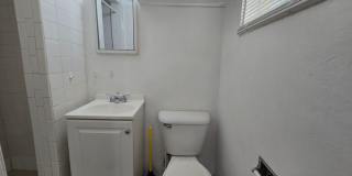 Cute Studio Duplex in Downtown Sarasota Available Now! Gallery 8