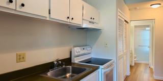 Spacious Two story 2 bedroom, 2 bath Condo. Move-In ready!! Gallery 8