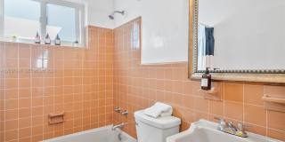 2380 NE 137th St Gallery 24