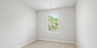 Brand New 3/2.5 Move In Ready Now! Gallery 15