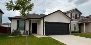 Open-Concept Living with Easy Access to I-10 & Loop 1604 Gallery 1