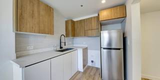 AMAZING NEW CONSTRUCTION UNIT NEAR DOWNTOWN Gallery 25