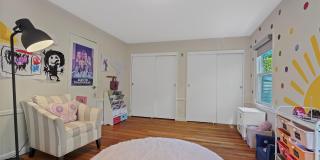 97 Hanson Lane Gallery 24