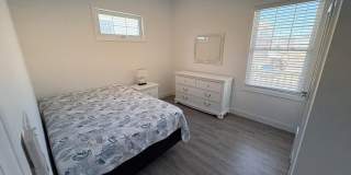 215 Heron Road Gallery 11